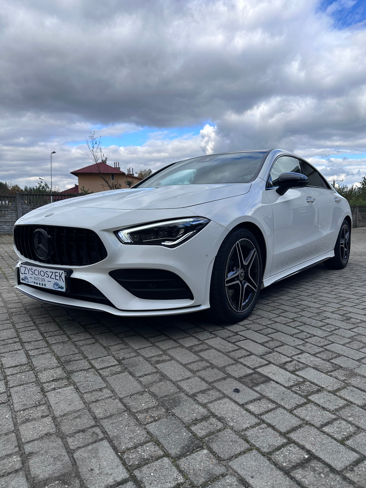 Mercedes CLA 250 - przód
